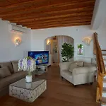 Zinas Vila Fanari (Mykonos)